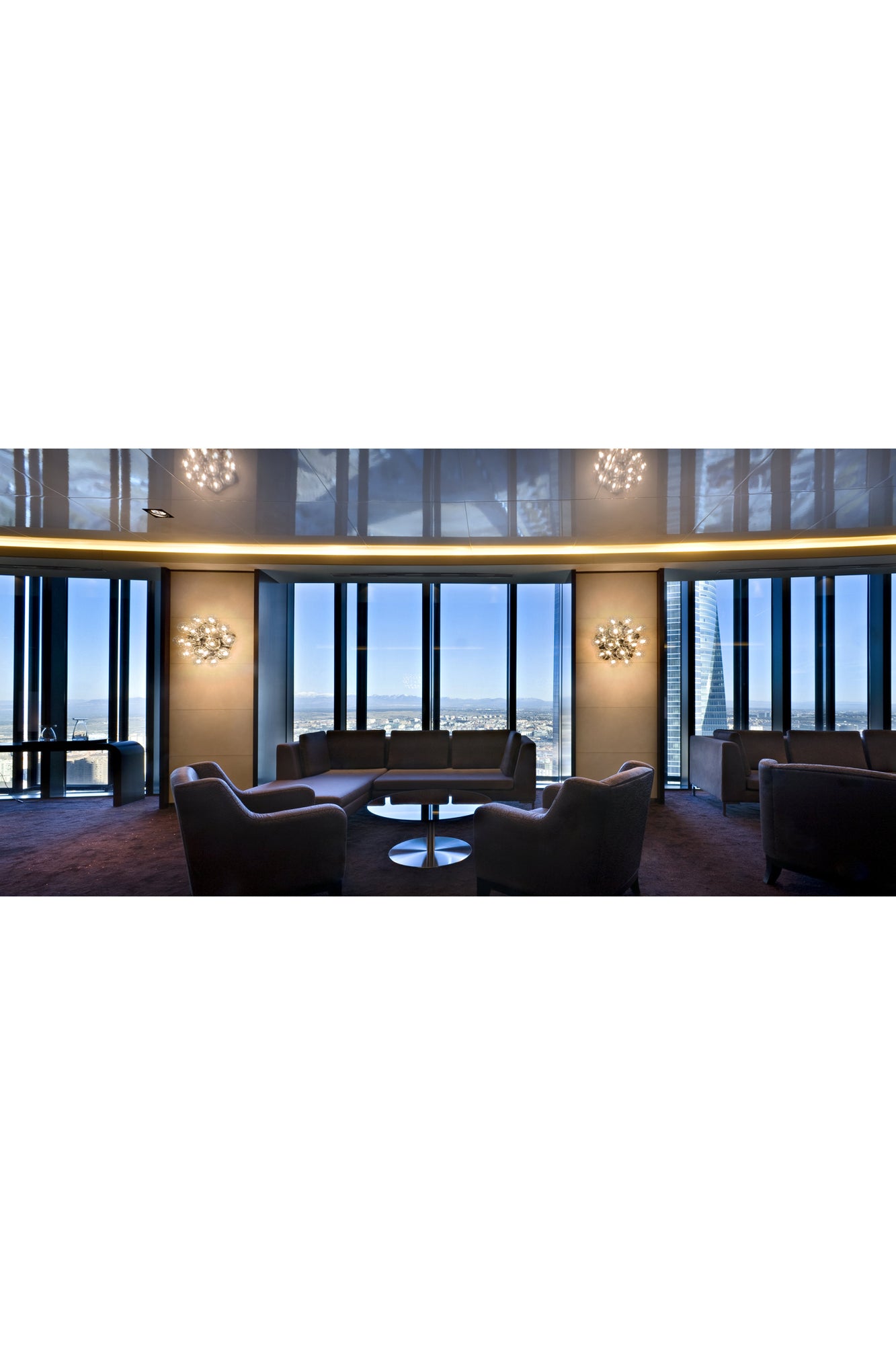 Taraxacum 88 Ceiling/Wall | Polished Aluminum