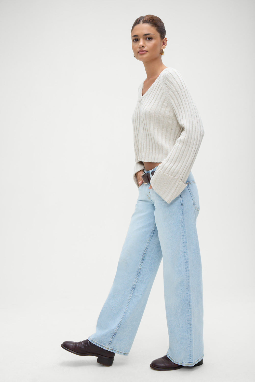 Ashton Cotton Knit V Neck Sweater in Cream