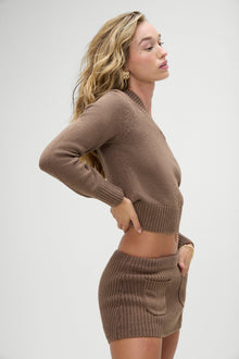 Rowe V Neck Knit Sweater in Maple