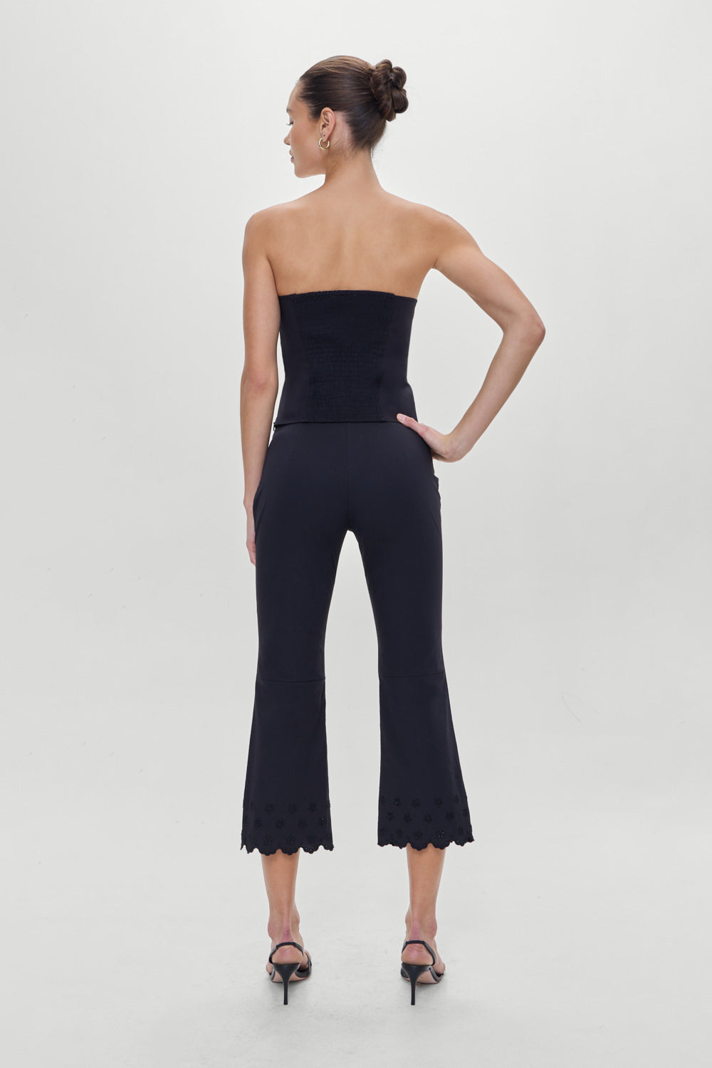 Twilight Capri Pants Black