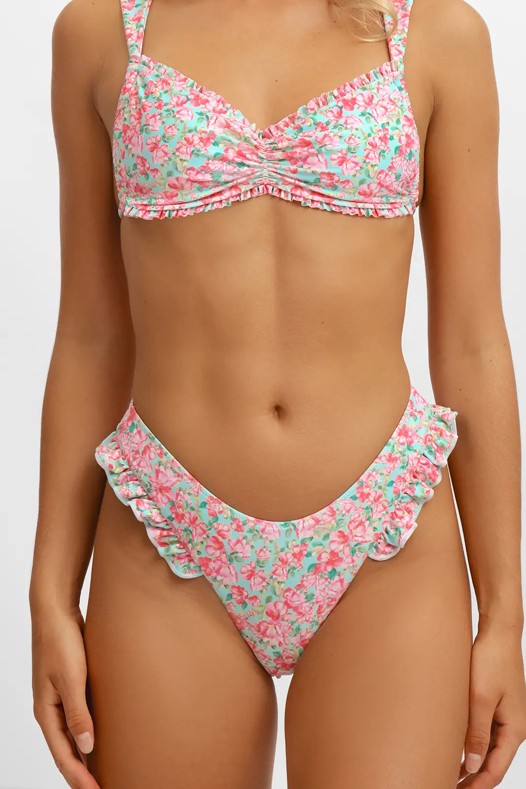 Women | Daphne Scrunched Top | Fresh Blooms