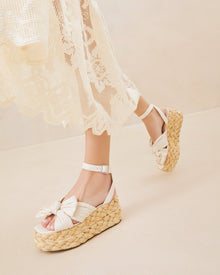 Color: White