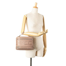 Dior | Pre-Owned Mesh Embroidered Diortravel Vanity Case | Pink
