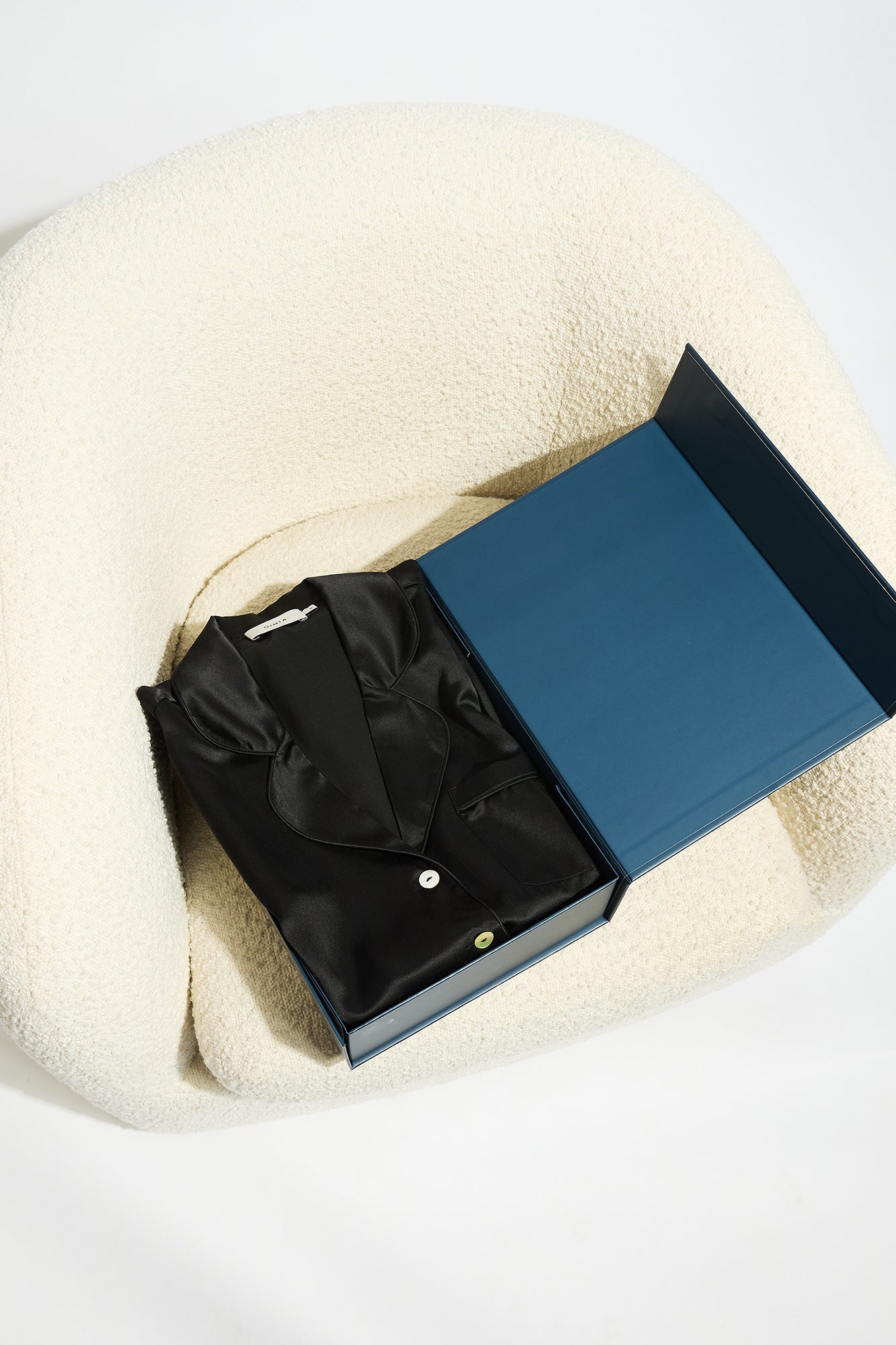 Ginia Gift Set- Fine Finish Pajama | Black