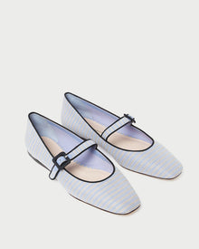 Color: Blue/Cream Stripe