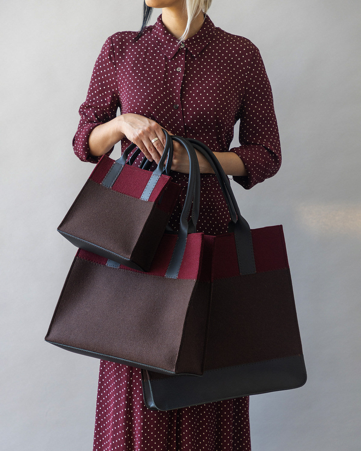 Jaunt Merino Wool Crossbody | Espresso x Burgundy