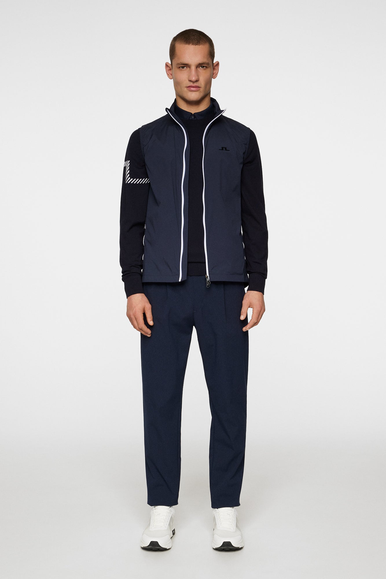 Men | Ash Light Packable Vest | JL Navy