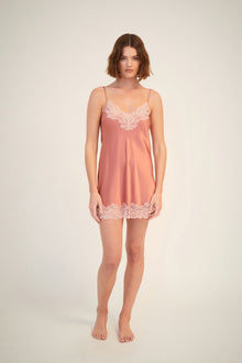 GINIA Silk Chemise With Lace - Mauve Glow