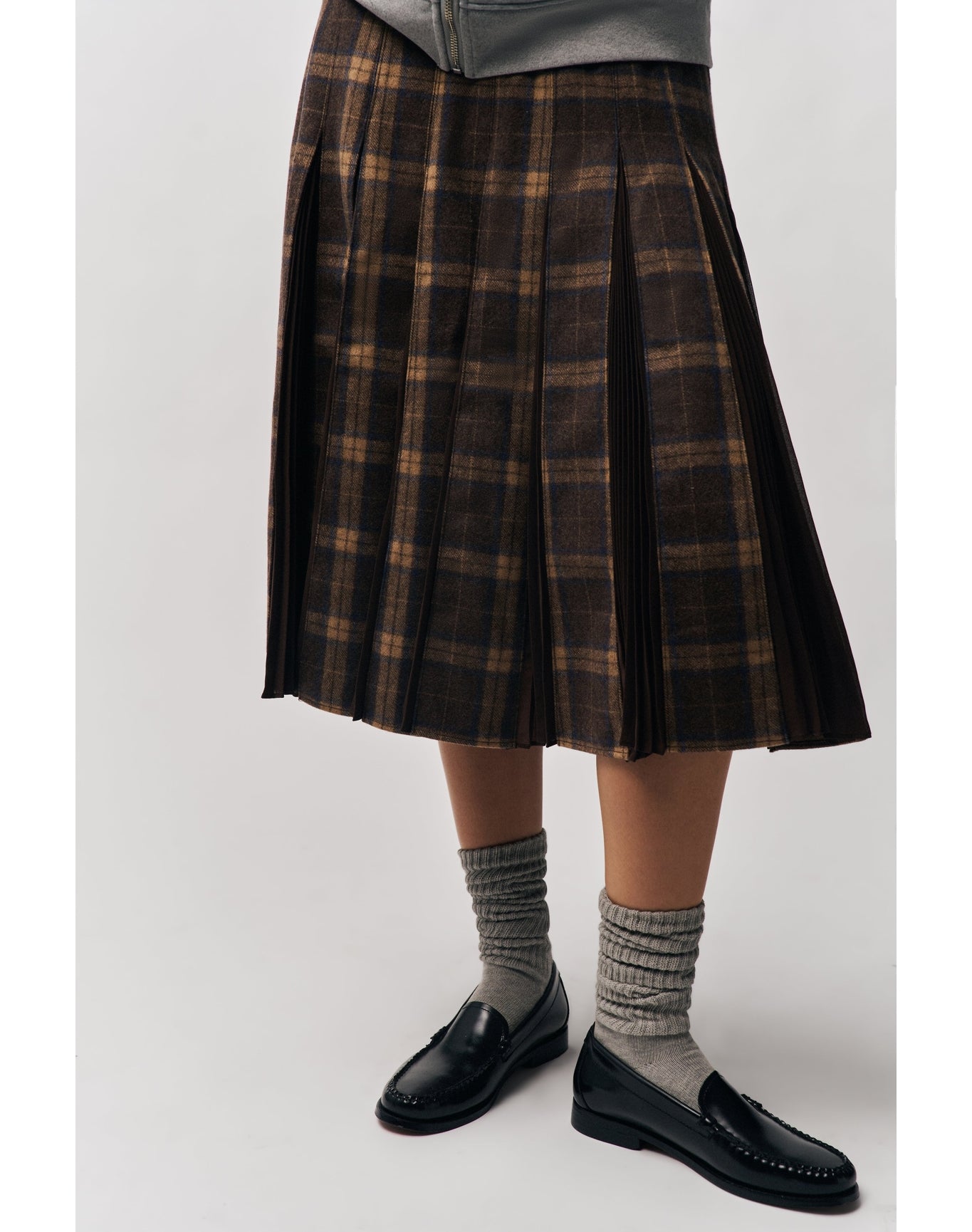 Gibson Chiffon Pleated Skirt | Tartan Multi