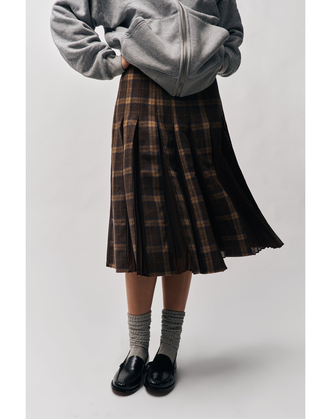 Gibson Chiffon Pleated Skirt | Tartan Multi