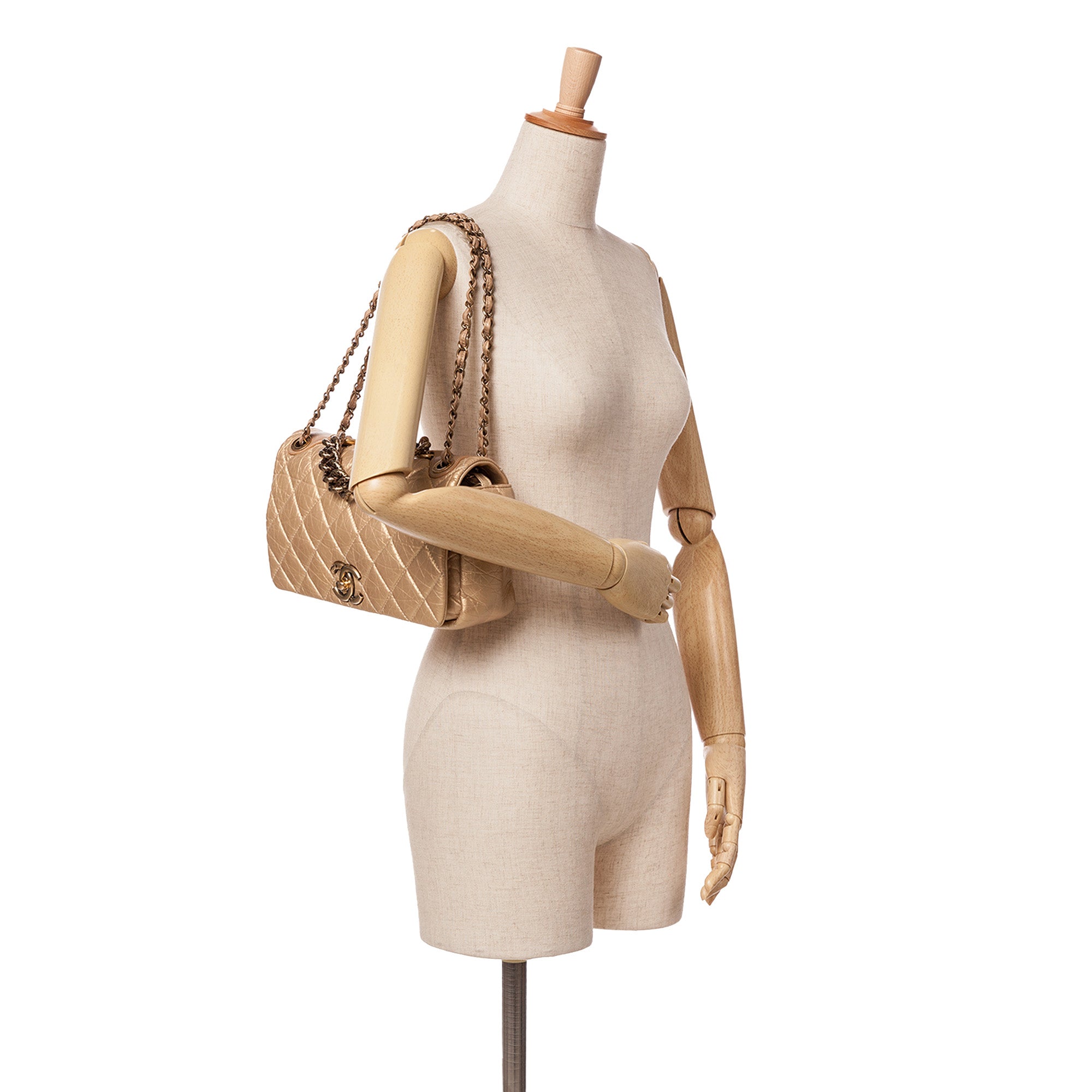 Chanel | Pre-Owned Medium Quilted Aged Calfskin Pondichery Flap | Gold