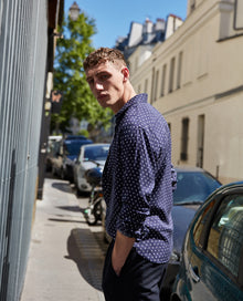 Classic Collar Polka Dot Printed Blue Shirt | Men | Navy x Offwhite