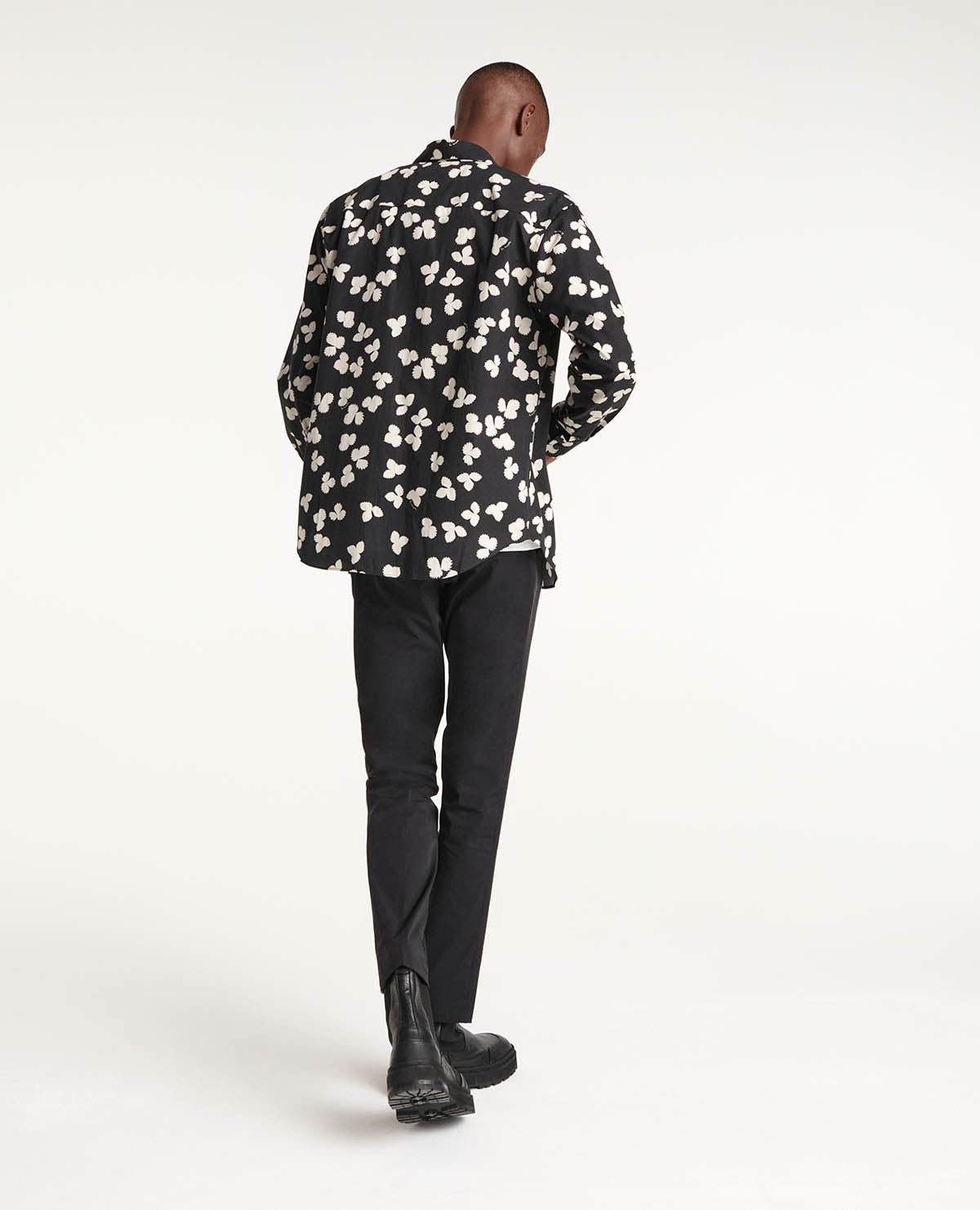 Cotton Shirt With Black/White Floral Motif | Men | Black x White