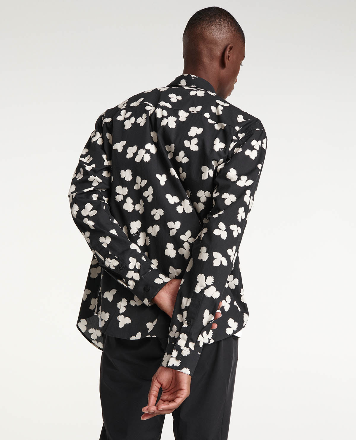 Cotton Shirt With Black/White Floral Motif | Men | Black x White