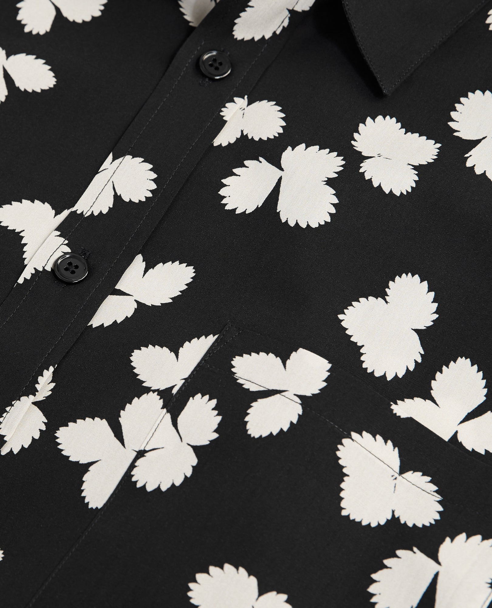 Cotton Shirt With Black/White Floral Motif | Men | Black x White