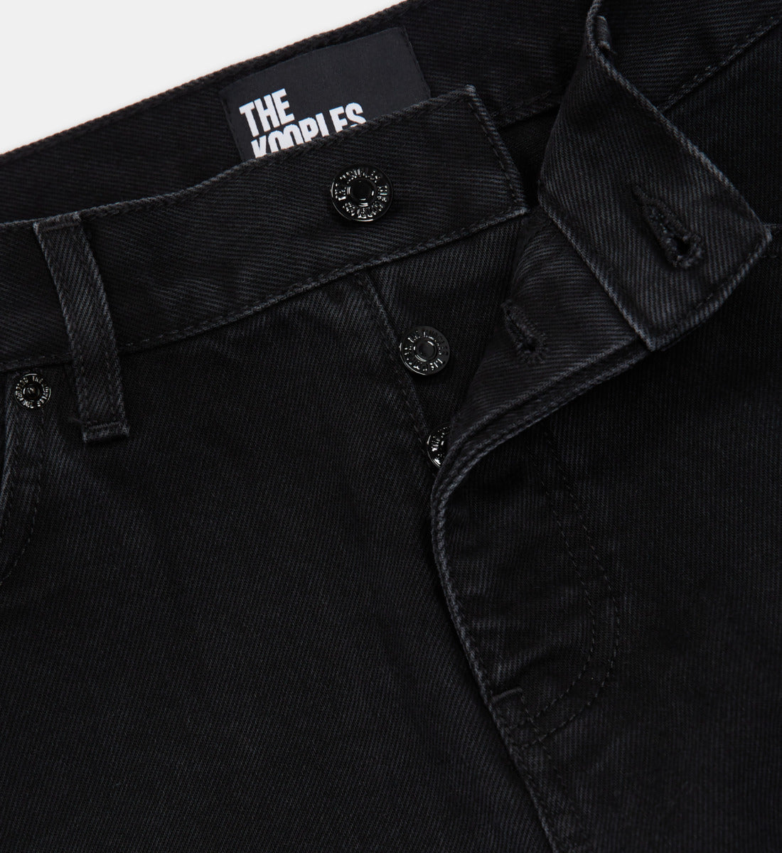 Straight-Cut Jeans | Men | Black Washed