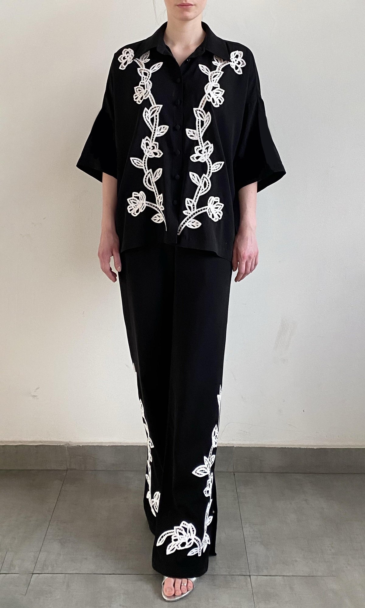 Womens | Daha Polyester Crepe Oversized Shirt | Black White