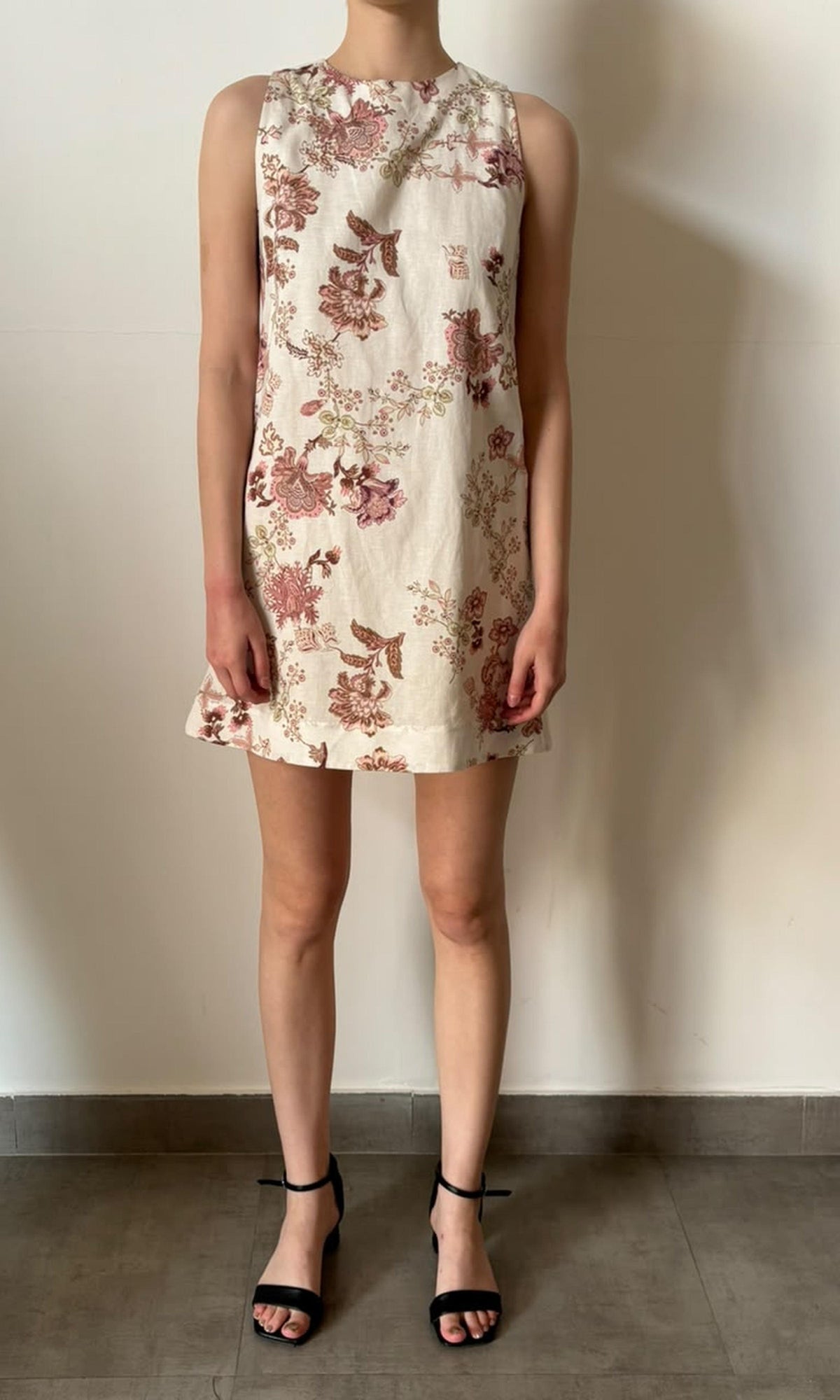 Hemant And Nandita | Inv Linen Cotton Sleeveless Short Dress | White Print