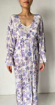 Hemant & Nandita | Dija Kaftan | White/Blue