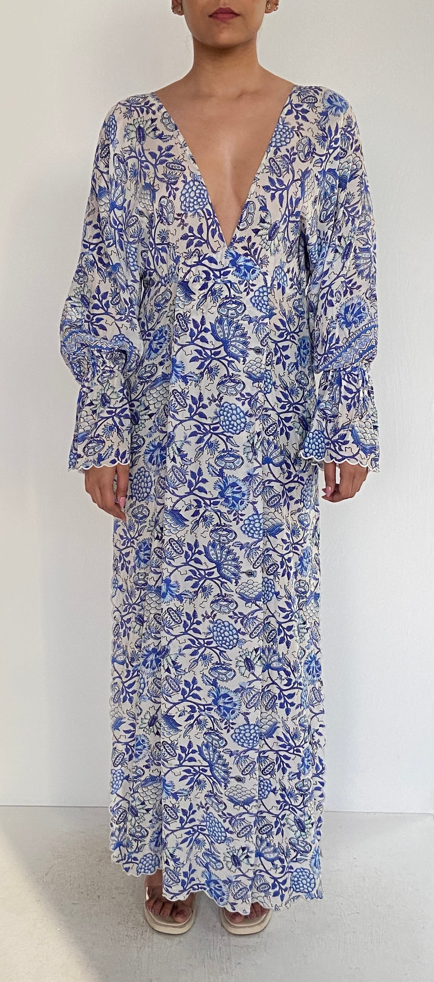 Hemant & Nandita | Mala Kaftan | Blue/White