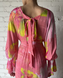Hemant & Nandita | Mina V-Neck Long-Sleeve Floral Long Dress | Pink