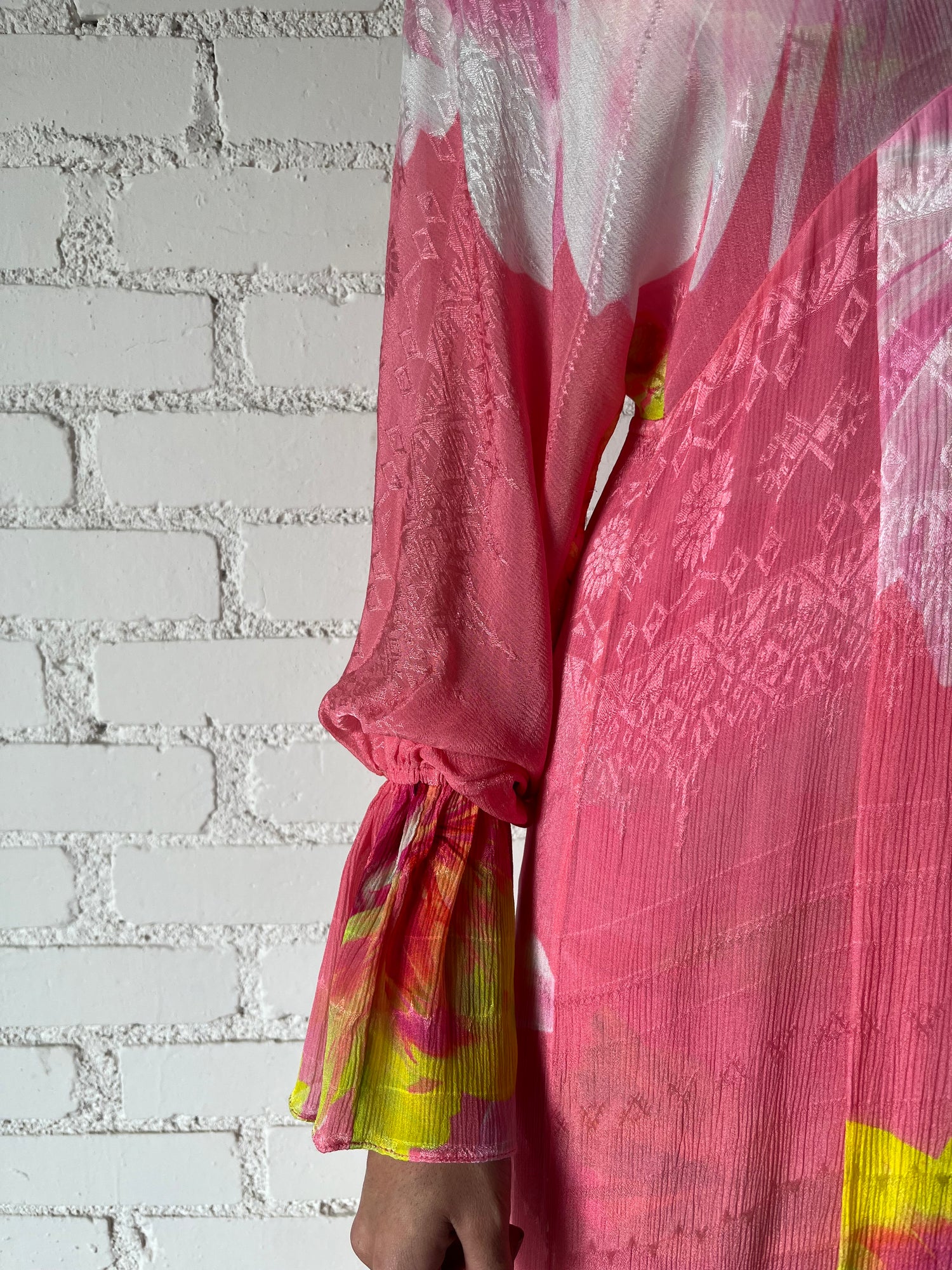 Hemant & Nandita | Mina V-Neck Long-Sleeve Floral Long Dress | Pink
