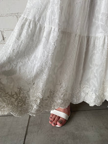 Hemant & Nandita | Nera Sweetheart-Neck Sleeveless Long Dress | White