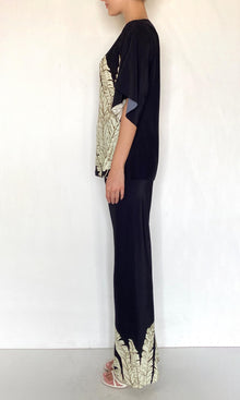 Womens | Palm Viscose Heavy Crepe Boat Neck Top | Black