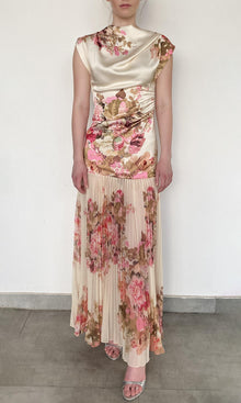 Hemant And Nandita | Sama Viscose Crepe Polyester Chiffon Long Dress With Pleated Skirt | Ivory Multi