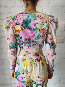 Hemant & Nandita | Teien Top | Pastel