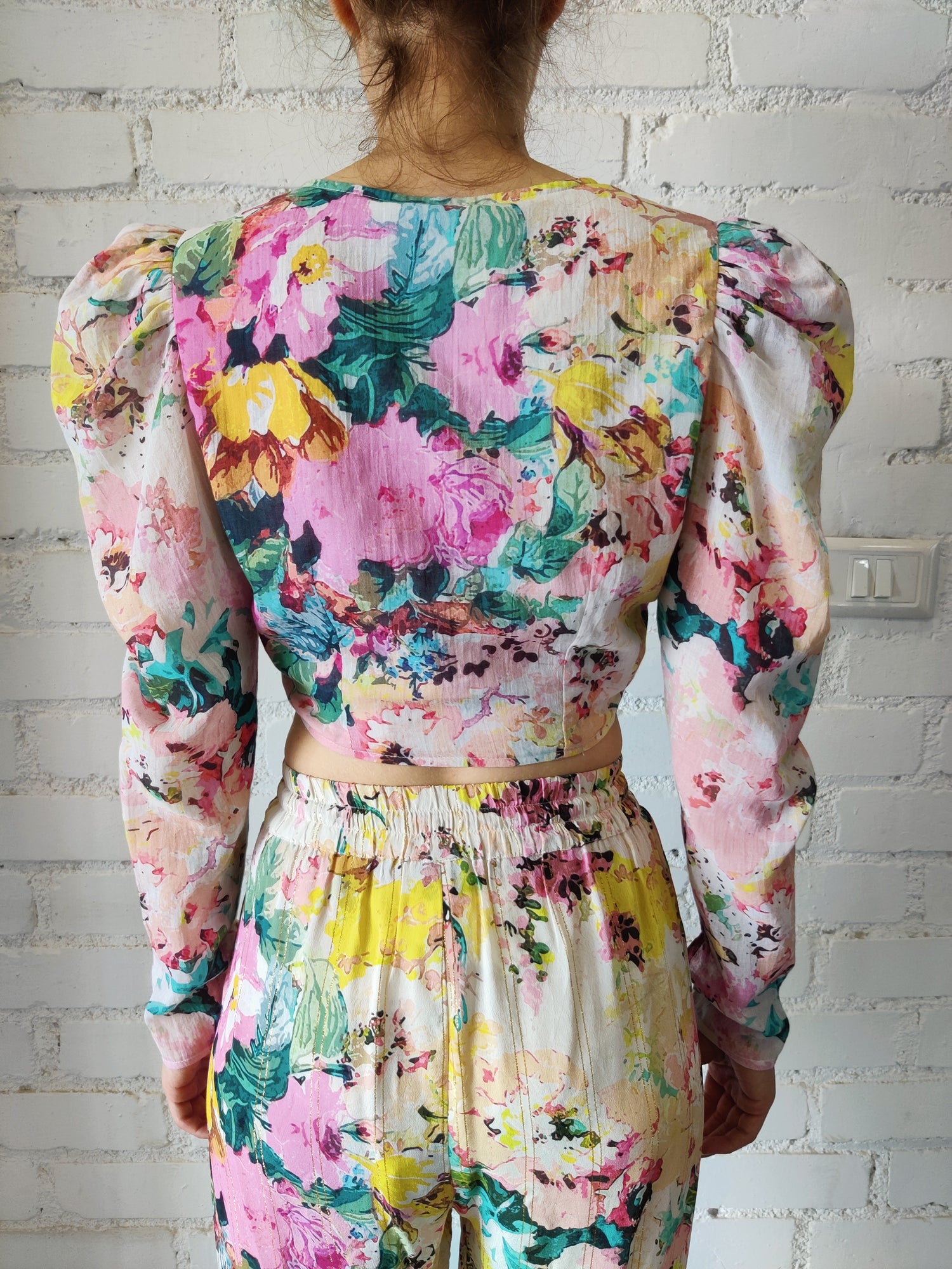 Hemant & Nandita | Teien Top | Pastel