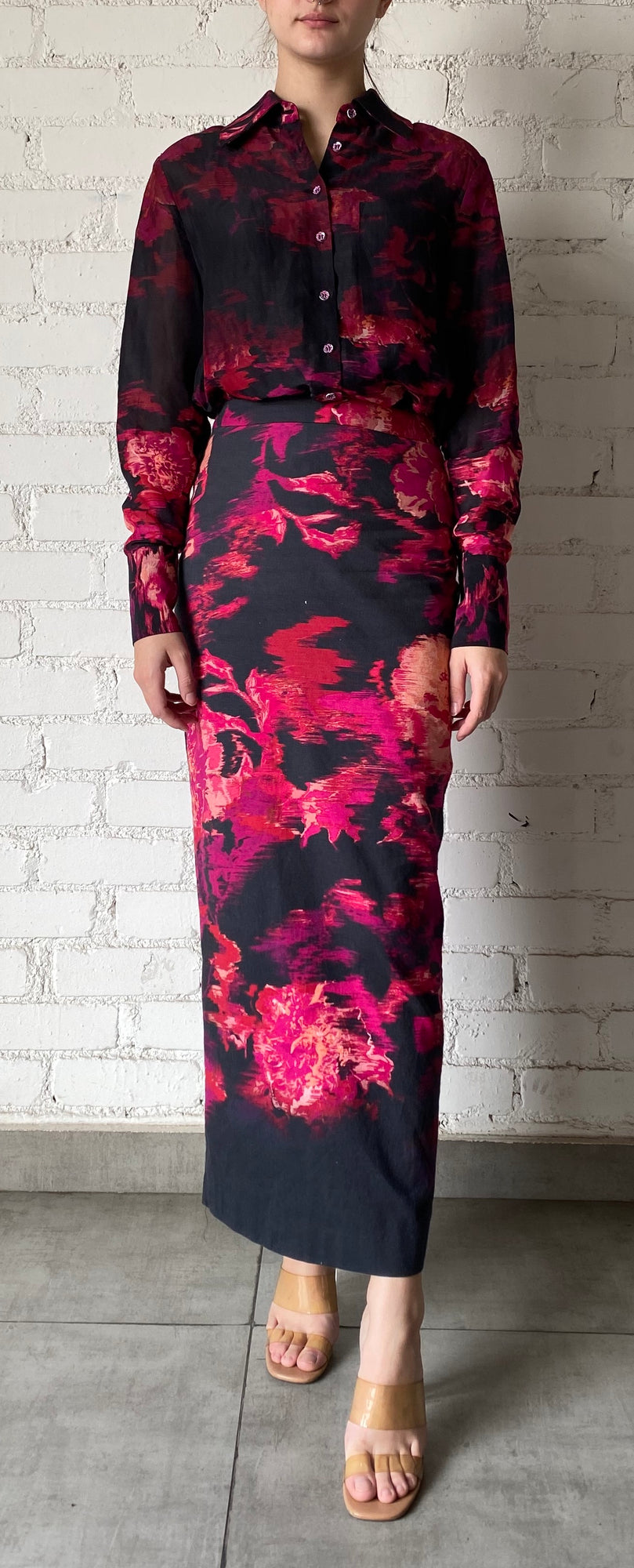Hemant & Nandita | Zina Long Skirt | Black/Magenta