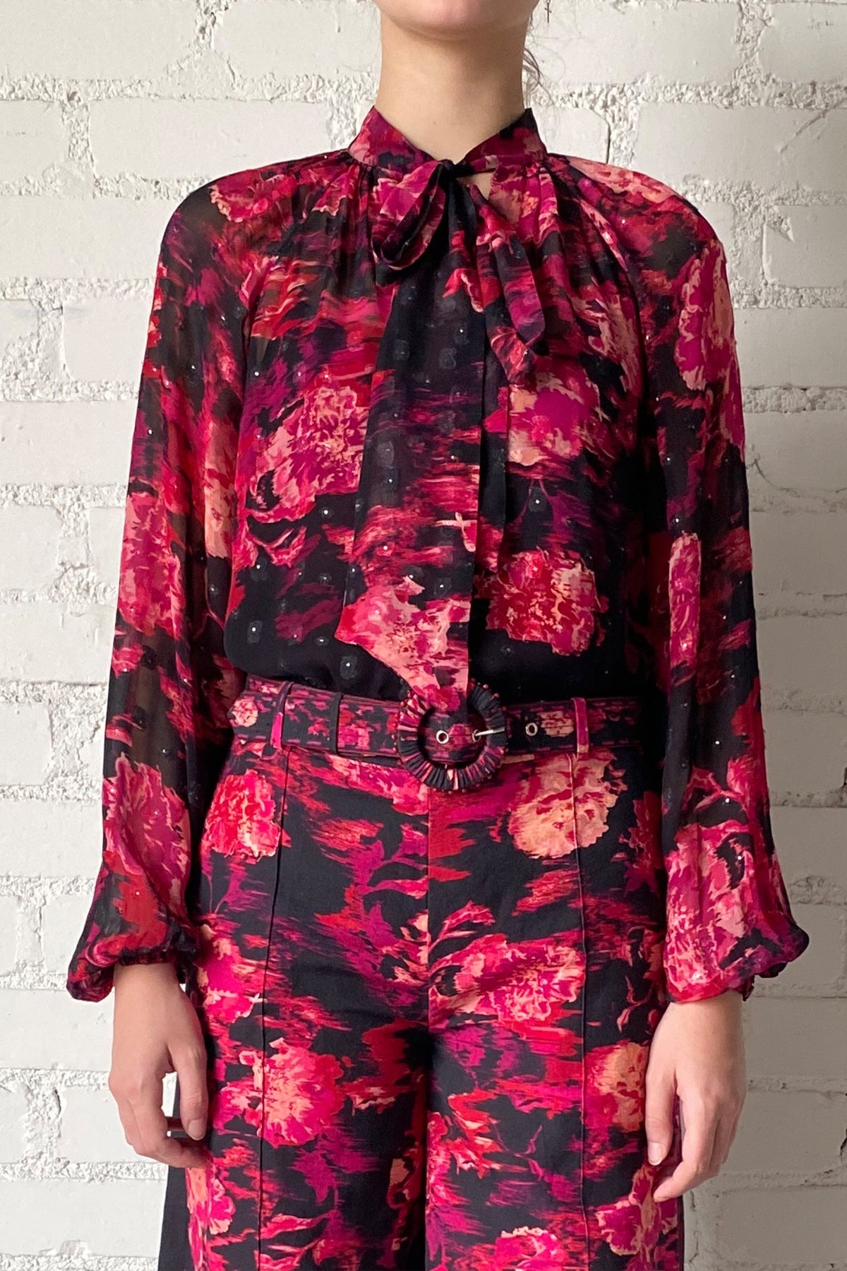 Zina Tie Neck Top | Black/Magenta