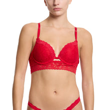 Signature Lace Plunge Push-Up | Red