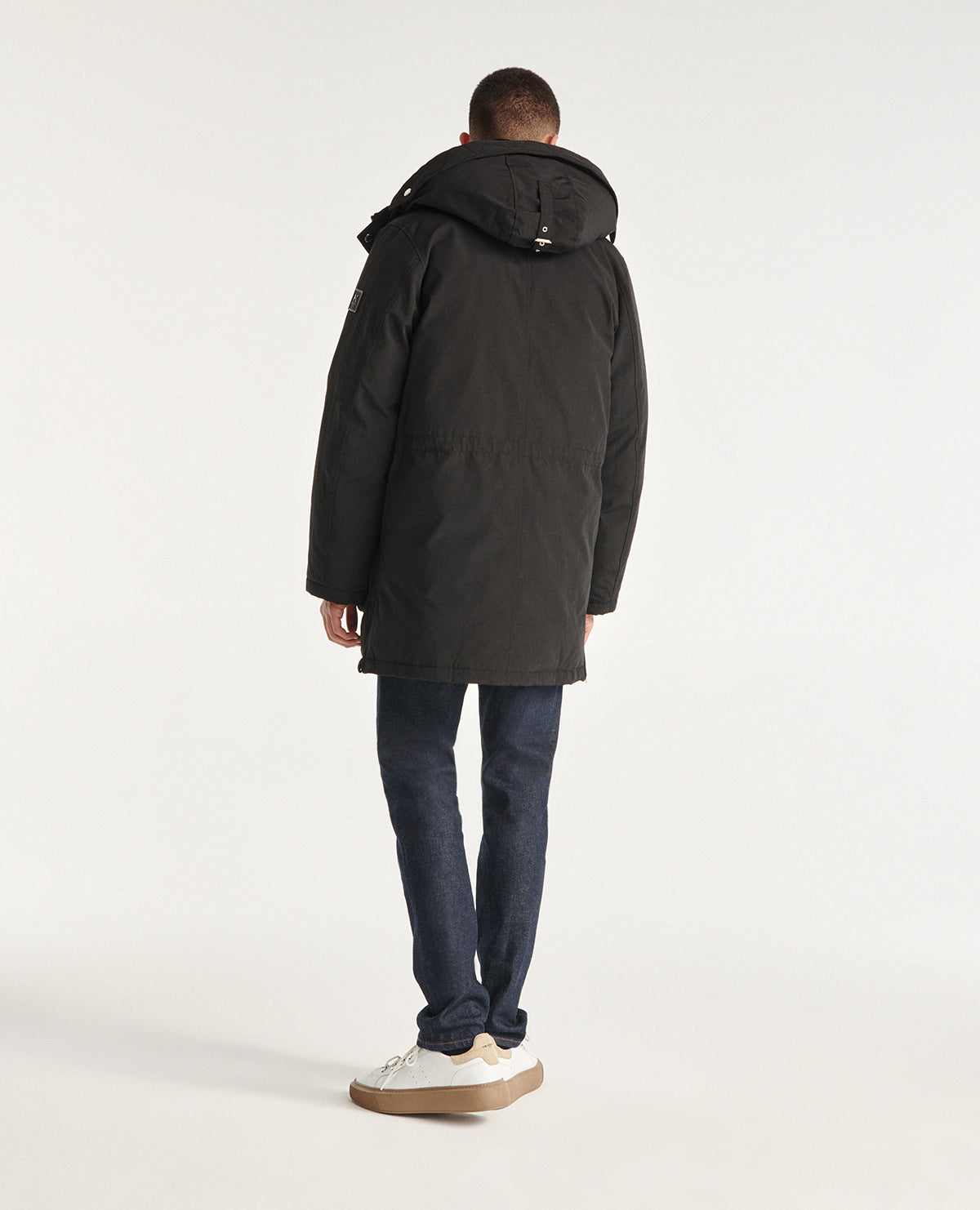 Hooded Parka And Rubber Logo Pockets | Men | Black