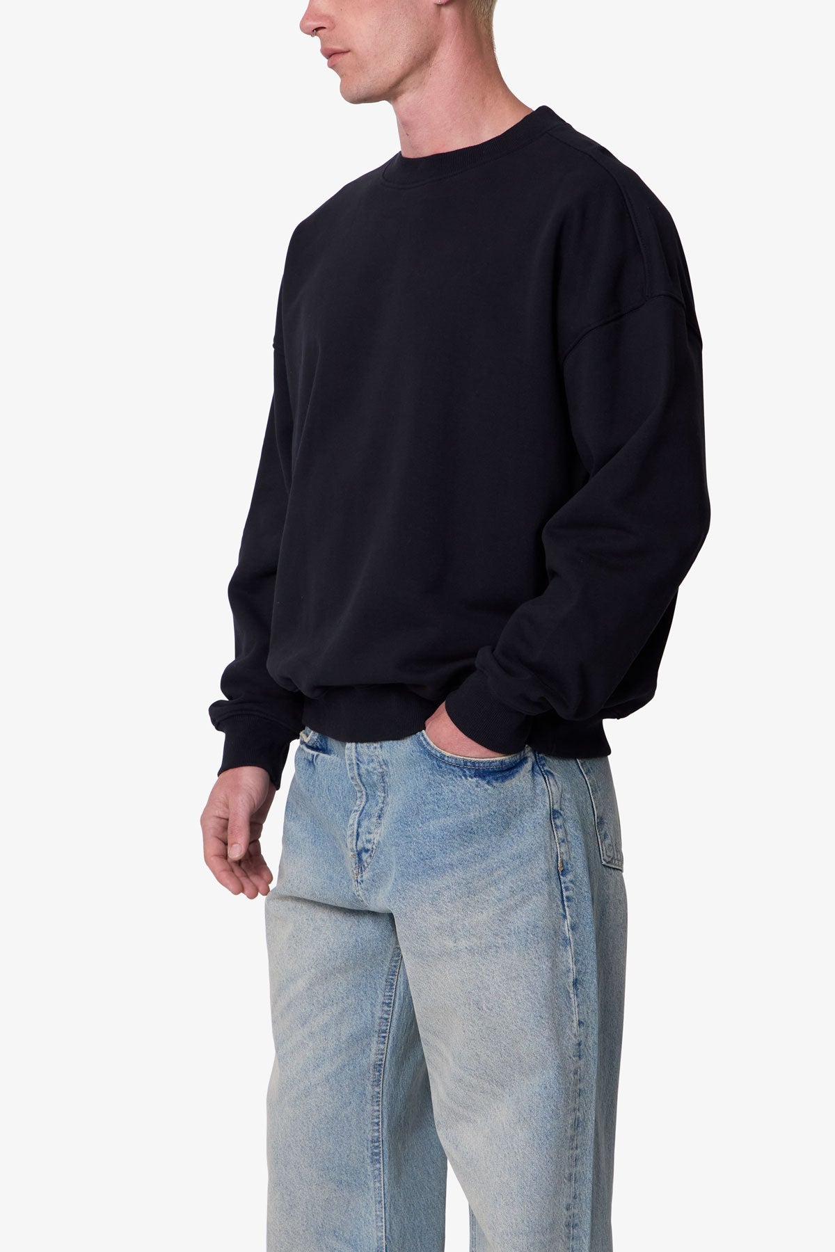 Heavy Basic Crewneck Sweater | Black