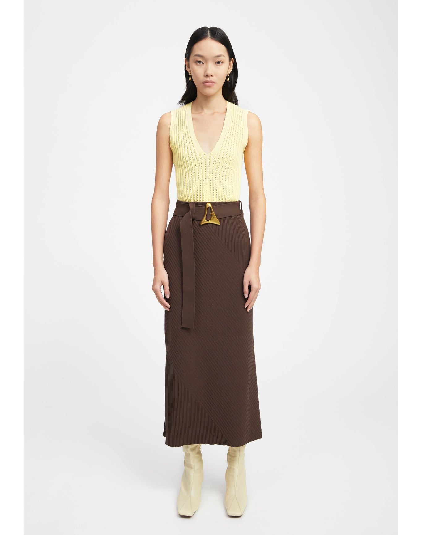 Holner | Sleeveless V-Neck | Yellow
