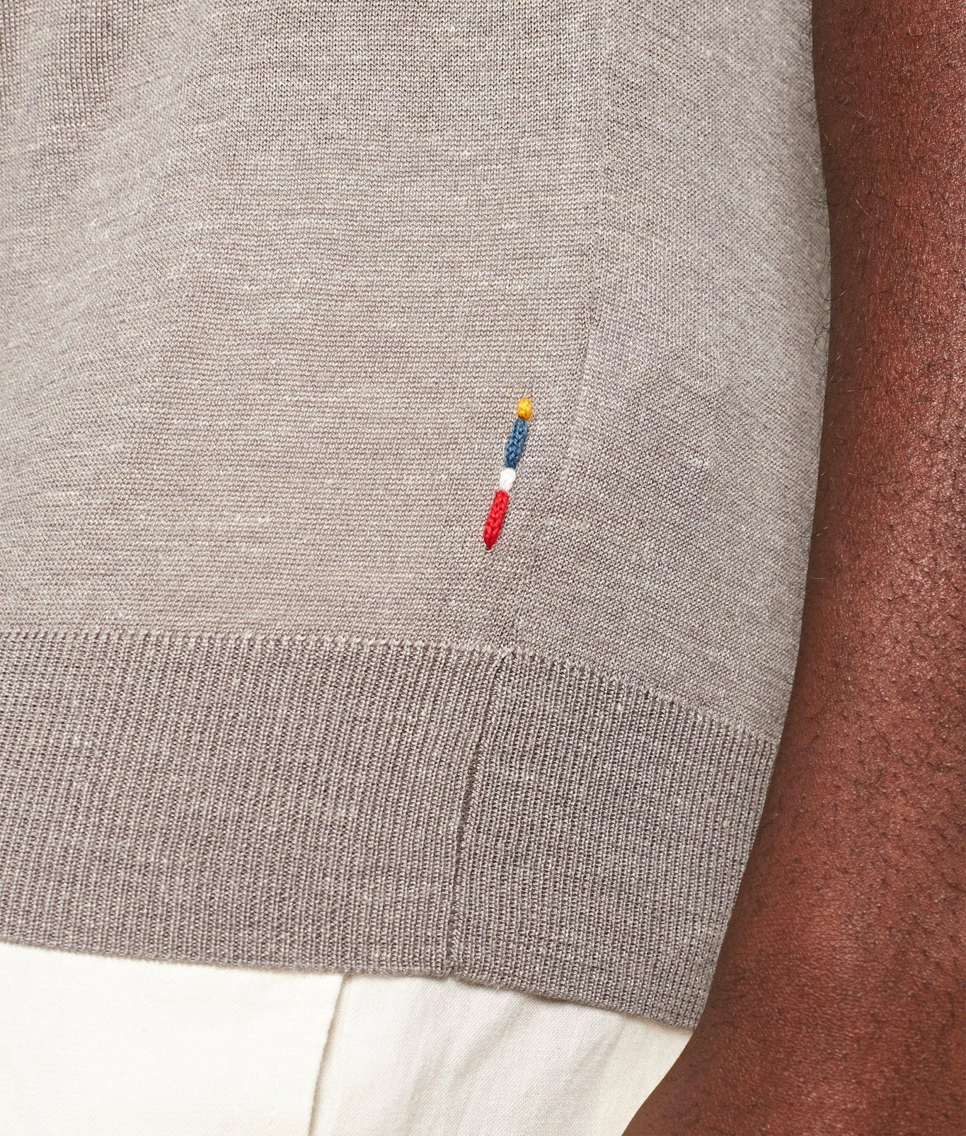 Horton Silk Tailored Fit Merino-Silk Knit Polo Shirt | Demille Grey