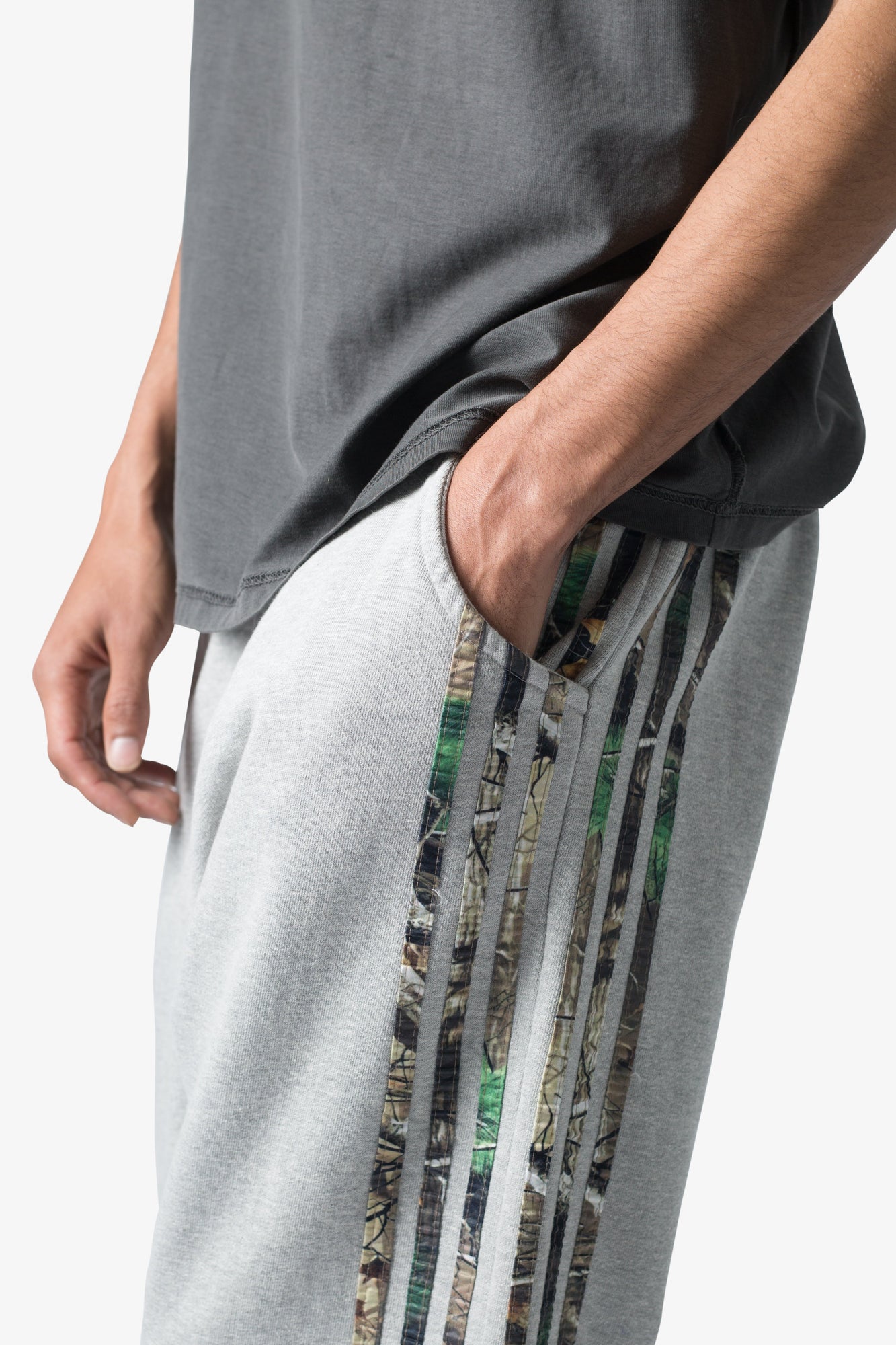 Hunter Camo Stripe Sweatpants | Grey