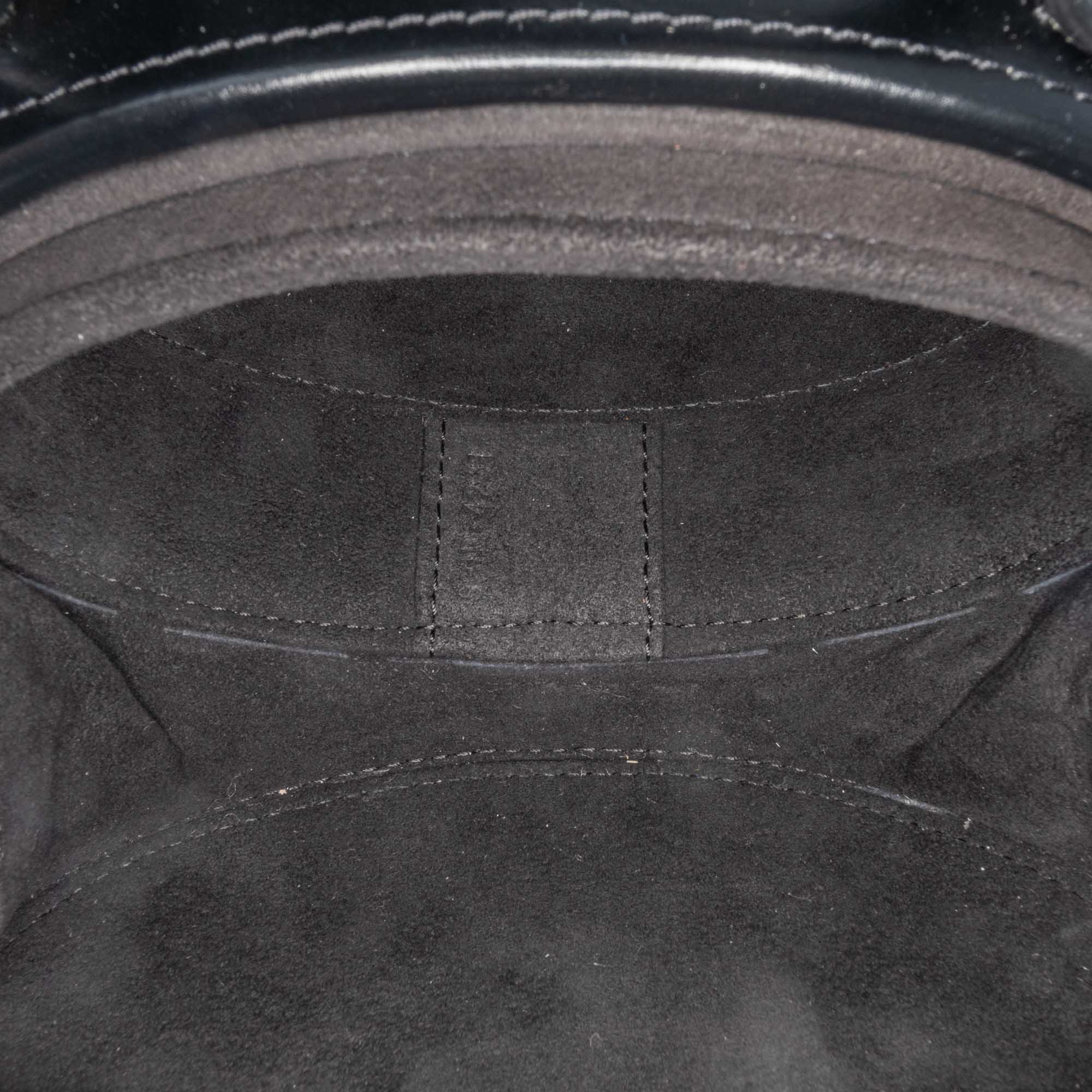 Celine | Pre-Owned Calfskin Cuir Triomphe Oval Handbag | Black