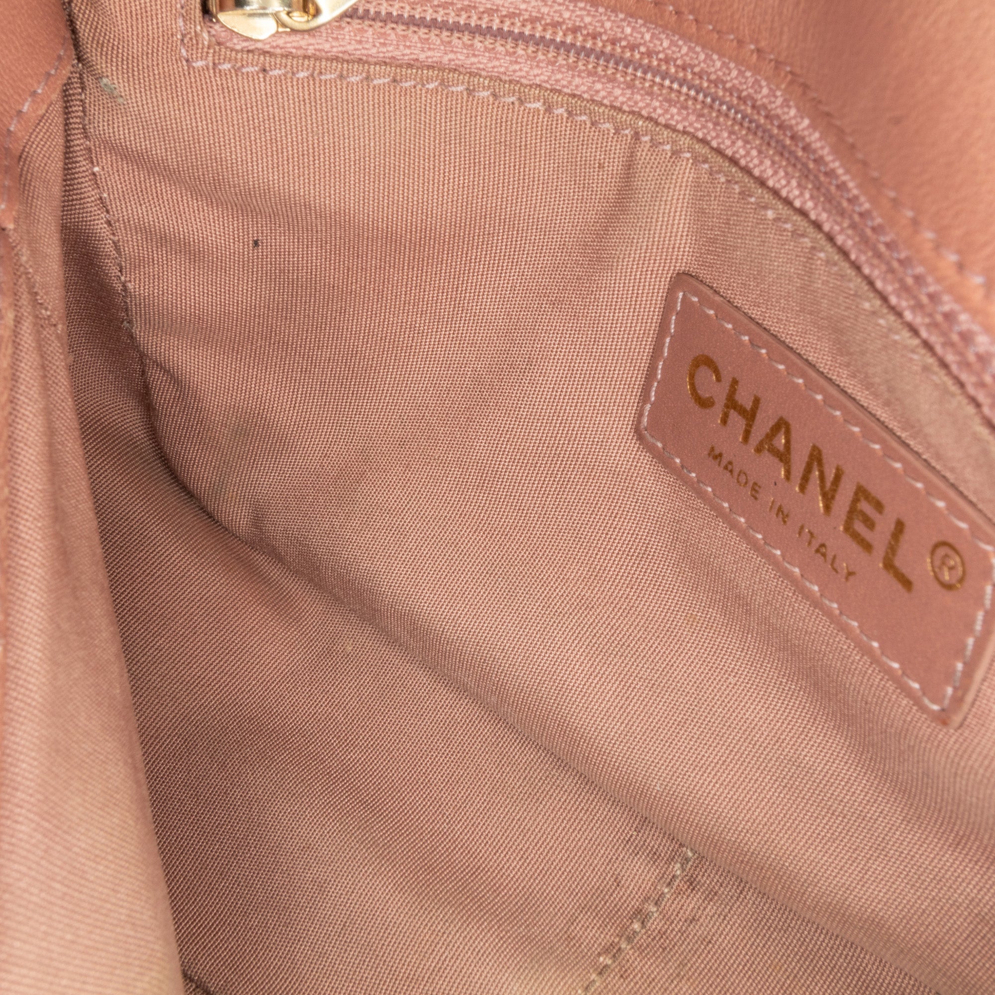 Chanel | Pre-Owned Mini Rectangular Chevron Lambskin Chain Around Flap | Pink/Light Pink