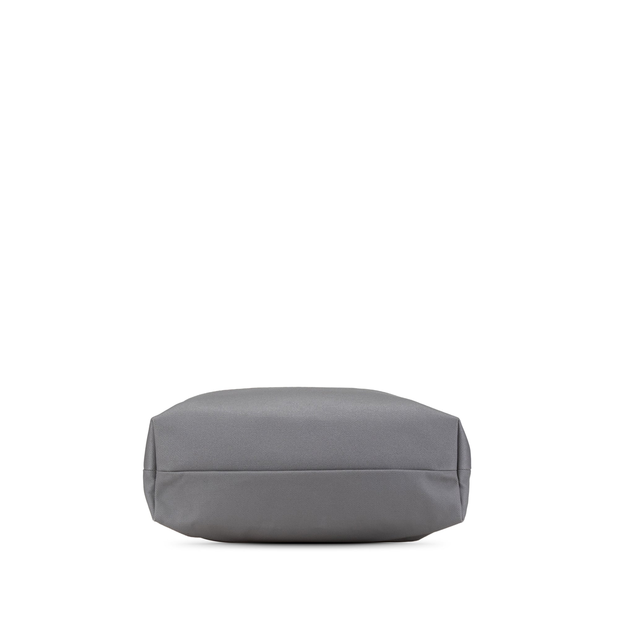 Gucci | Pre-Owned Canvas Embossed Logo Tote | White