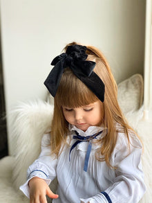 Velvet Scrunchie | Black