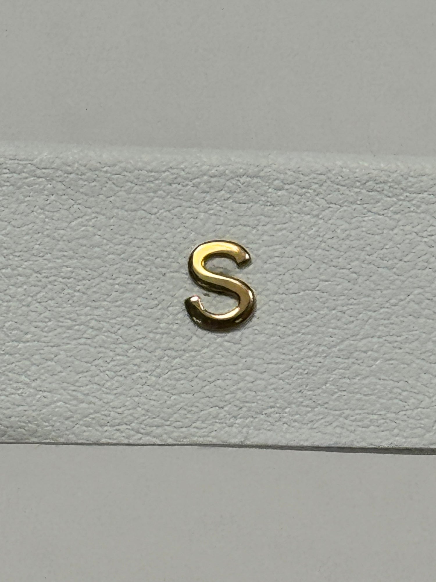 Good Girl Initial Stud | 10K Yellow Gold
