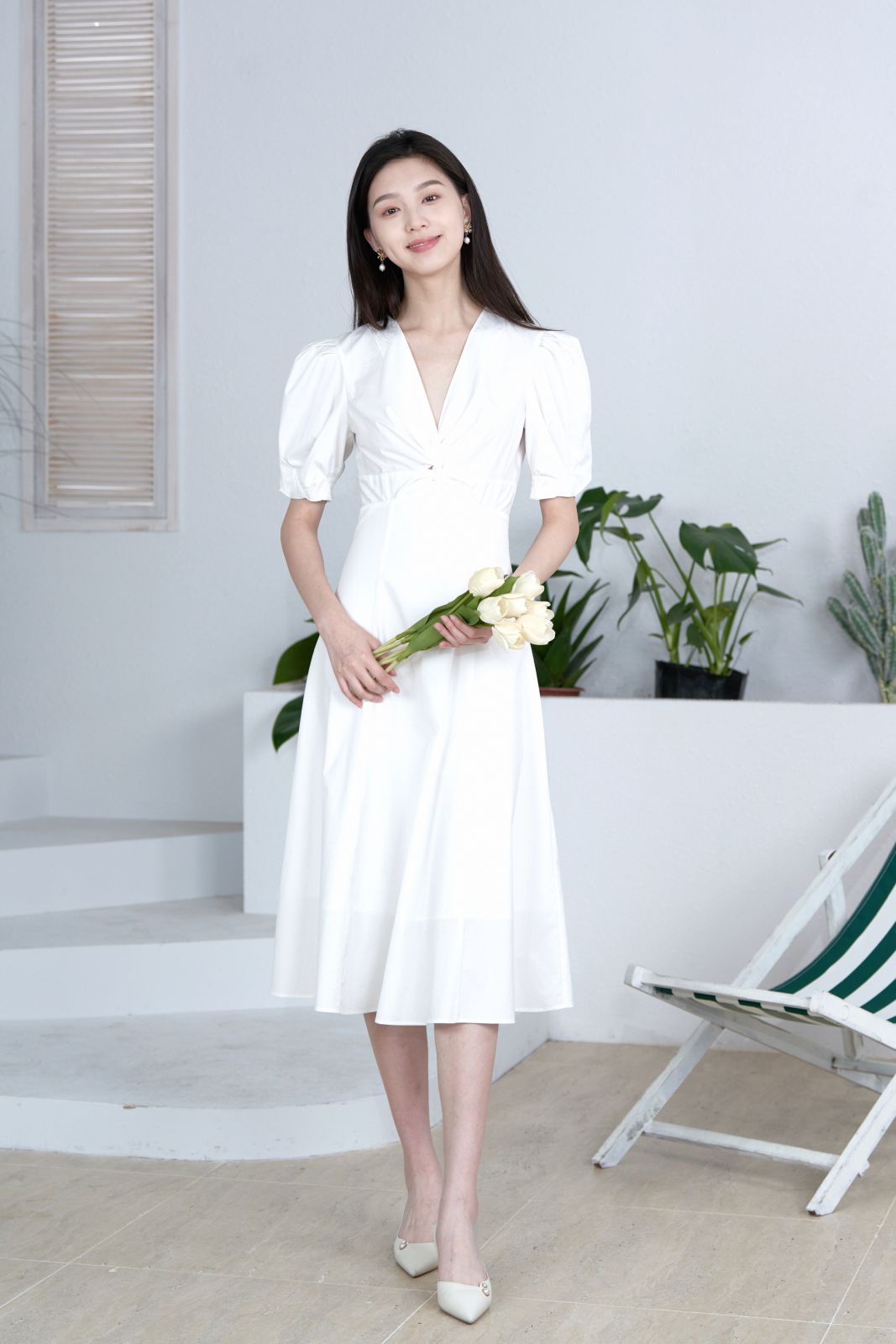 V-Neck Slimming Dress | White