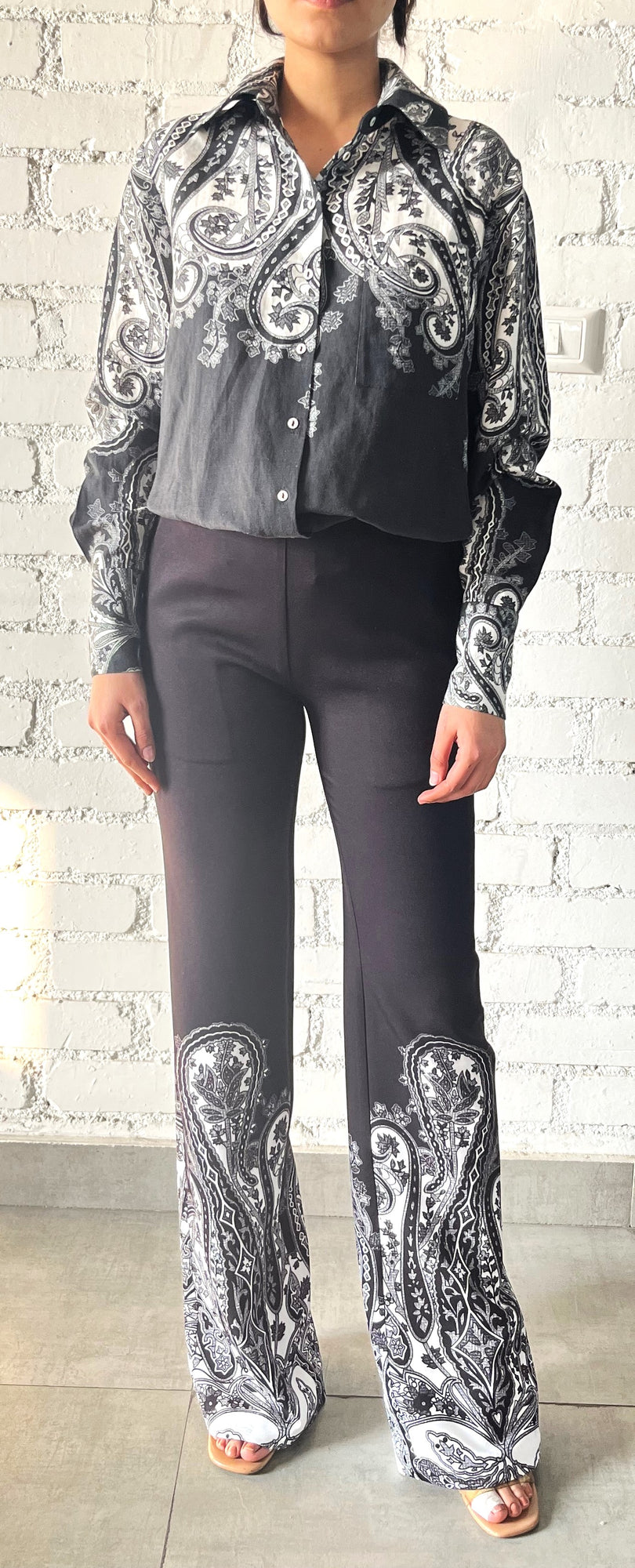Hemant & Nandita | Viri Flared Pants | Black/White