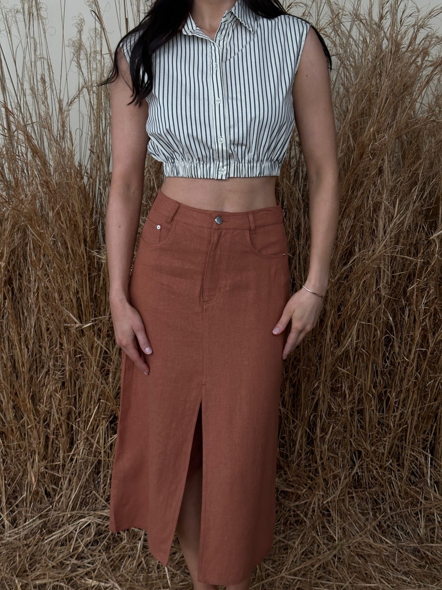 Front Slit Skirt | Bran