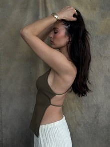 High Straight Neck Top | Brown