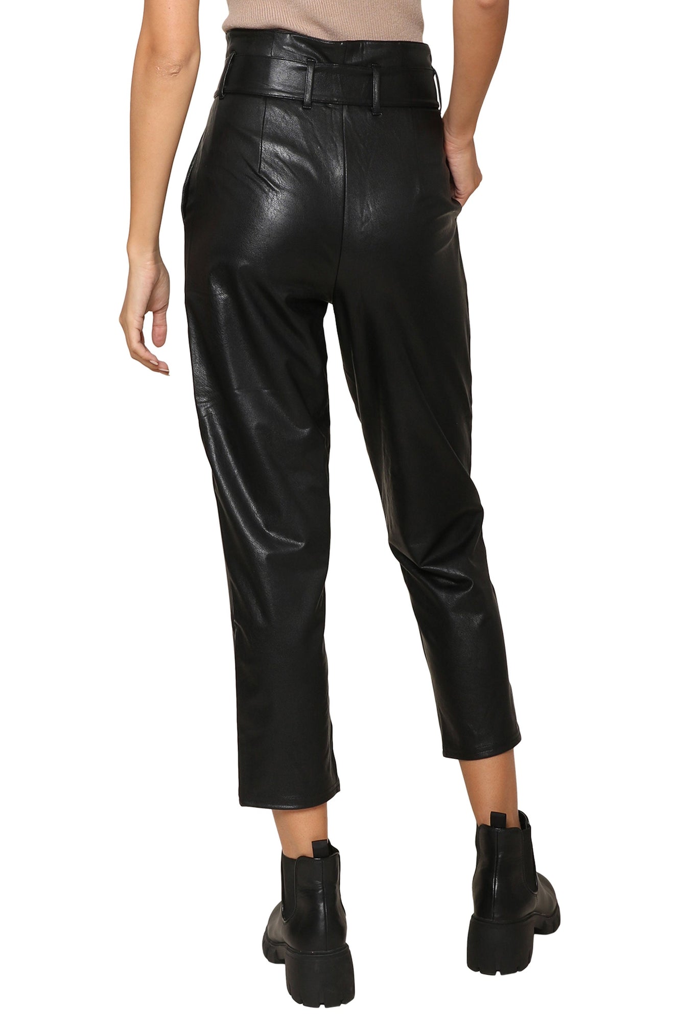 Commando | Faux Leather Paperbag Pant | Black