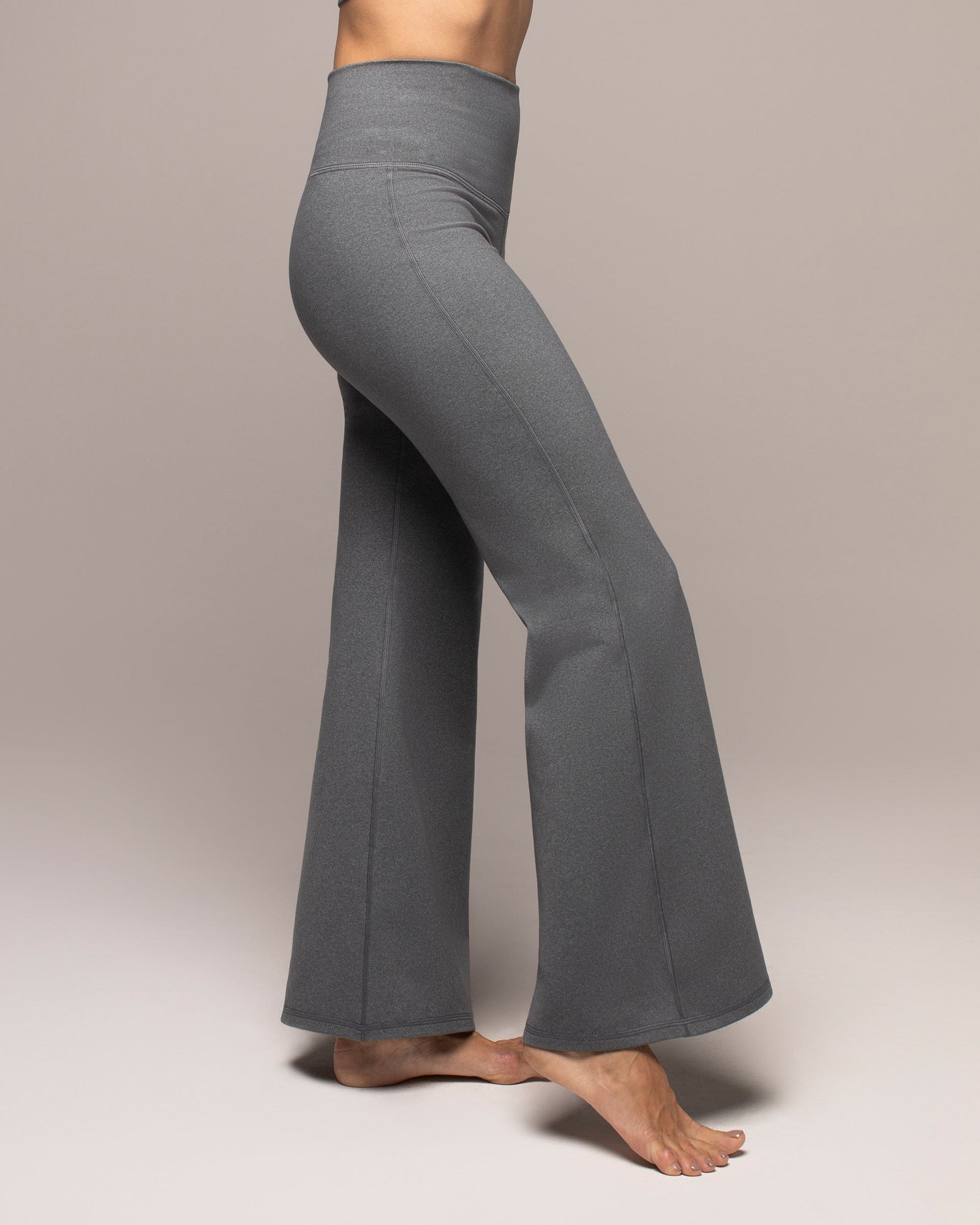 Instinct Warm Compression Flared Legging | Granite Grey